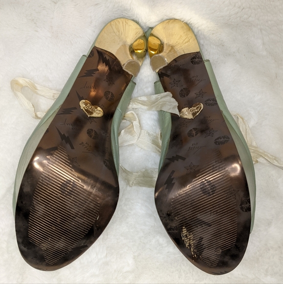 Betsey Johnson Off the Runway Vintage | Green Slingback Platform Heels | 9.5 - Picture 4 of 7
